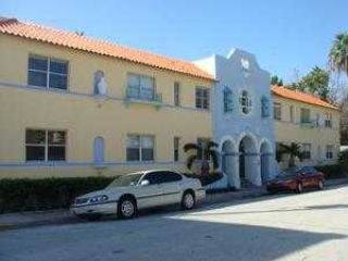 Foreclosed Home - 736 13TH ST APT 108, 33139