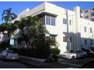 Foreclosed Home - 610 8TH ST APT 204, 33139