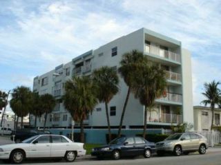 Foreclosed Home - 1615 WEST AVE APT 204, 33139