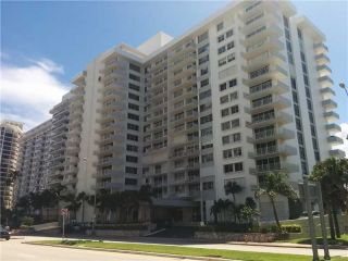 Foreclosed Home - 5750 COLLINS AVE APT 5G, 33140