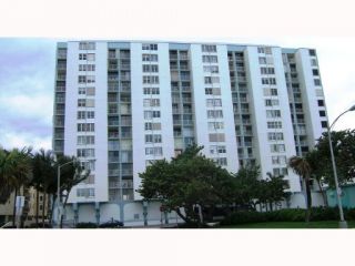 Foreclosed Home - 6450 COLLINS AVE APT 306, 33141