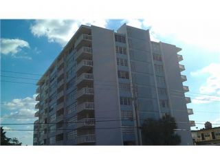 Foreclosed Home - 2016 BAY DR APT 305, 33141