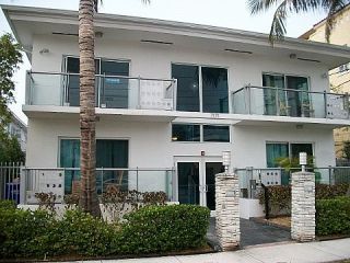 Foreclosed Home - 7171 BAY DR APT 8, 33141