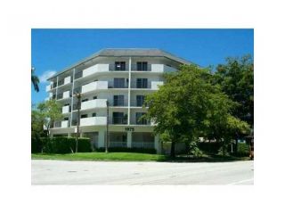Foreclosed Home - 1975 NORMANDY DR APT 401, 33141