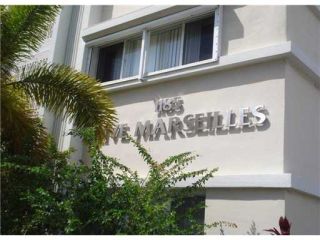 Foreclosed Home - 1185 MARSEILLE DR APT 309, 33141