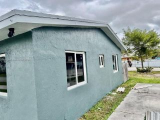 Foreclosed Home - 6121 NW 23RD AVE, 33142