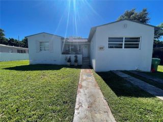 Foreclosed Home - 1820 NW 52ND ST, 33142