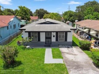 Foreclosed Home - 2221 NW 59TH ST, 33142