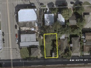 Foreclosed Home - 1629 NW 40TH ST, 33142