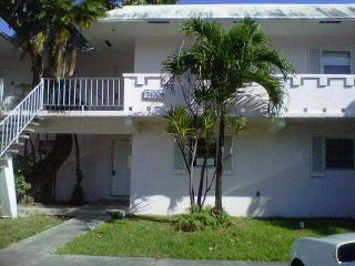 Foreclosed Home - 7420 SW 82ND ST APT D209, 33143
