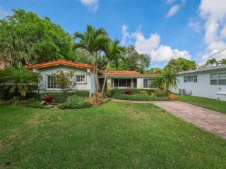 Foreclosed Home - 7548 SW 58TH AVE, 33143
