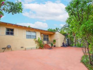 Foreclosed Home - 2110 SW 19TH TER, 33145
