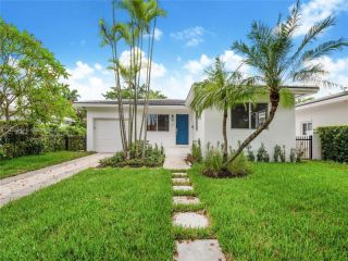 Foreclosed Home - 1511 ROBBIA AVE, 33146