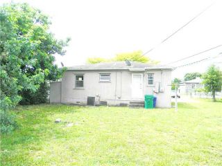 Foreclosed Home - 2941 NW 69TH ST, 33147