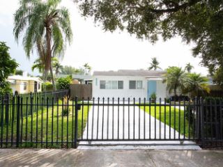 Foreclosed Home - 8153 NW 15TH AVE, 33147