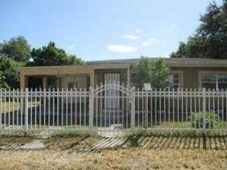 Foreclosed Home - 9601 NW 8TH AVE, 33150