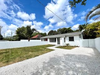 Foreclosed Home - 525 NW 91ST ST, 33150