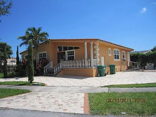 Foreclosed Home - 8210 SW 31ST ST, 33155