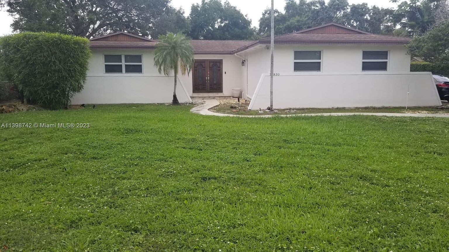 Foreclosed Home - 10830 SW 79TH AVE, 33156