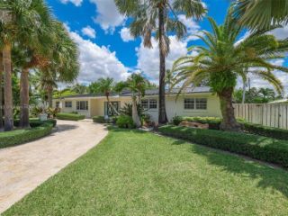 Foreclosed Home - 8125 SW 184TH TER, 33157