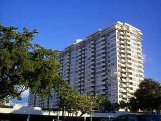 Foreclosed Home - 18011 BISCAYNE BLVD, 33160