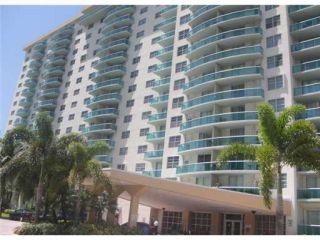 Foreclosed Home - 19390 COLLINS AVE APT 1523, 33160
