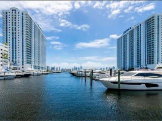 Foreclosed Home - 17211 BISCAYNE BLVD # BS-15, 33160
