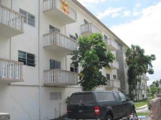 Foreclosed Home - 12955 NE 6TH AVE APT 410, 33161
