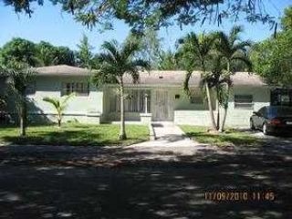 Foreclosed Home - 14800 NE 9TH AVE, 33161
