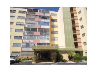 Foreclosed Home - 16400 Ne 17th Ave Apt 204, 33162