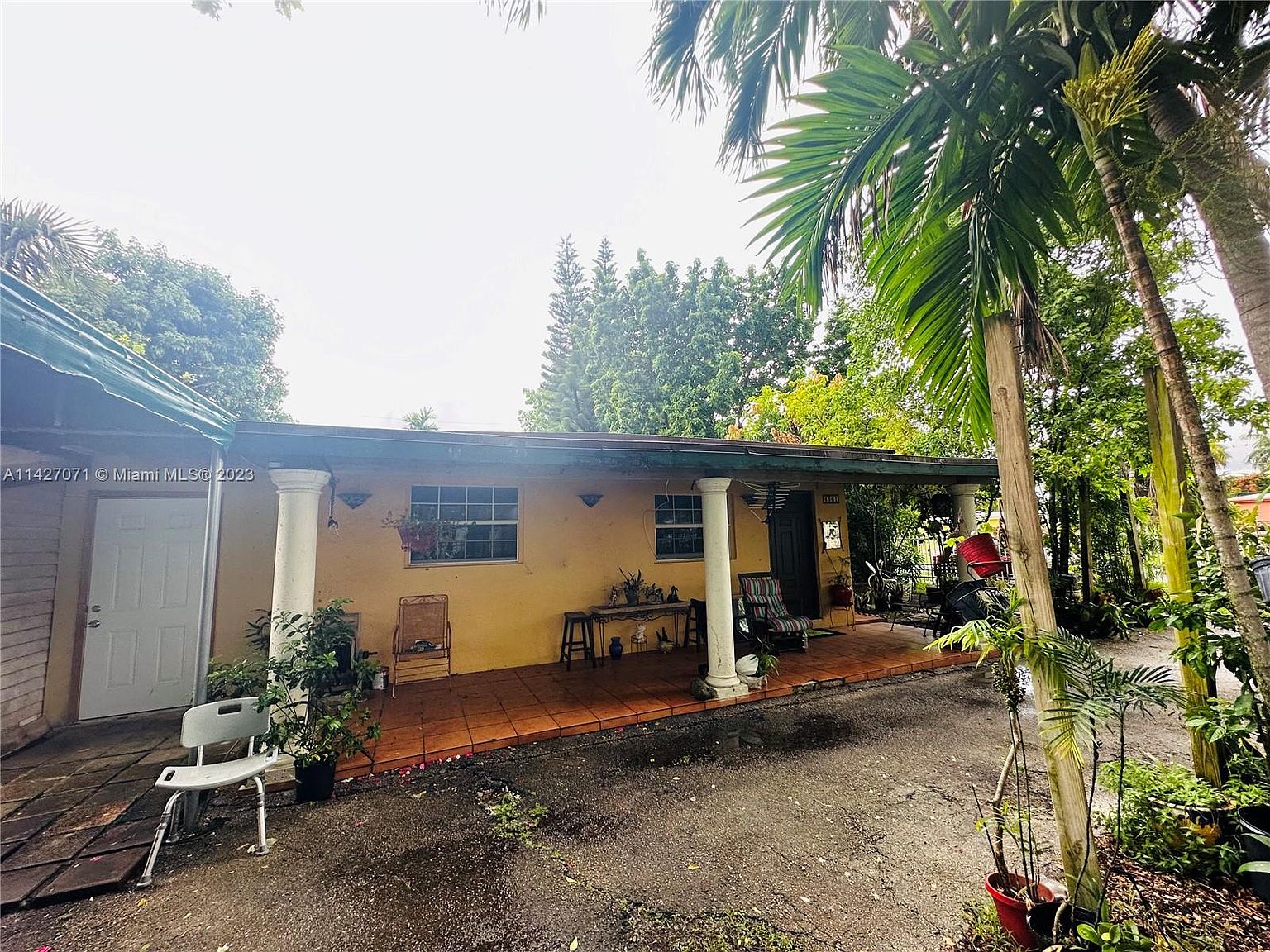 Foreclosed Home - 4661 SW 101ST AVE, 33165