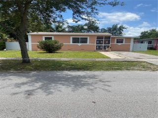 Foreclosed Home - 770 NW 133RD ST, 33168