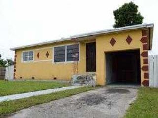 Foreclosed Home - 17940 Nw 6th Ct, 33169