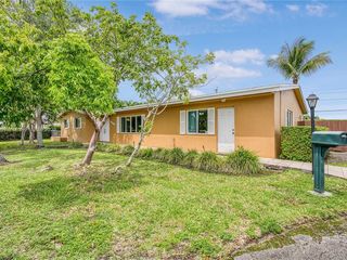 Foreclosed Home - 8500 SW 87TH AVE, 33173