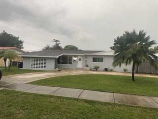 Foreclosed Home - 9771 SW 85TH TER, 33173