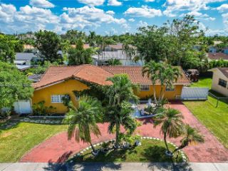 Foreclosed Home - 6425 SW 107TH AVE, 33173