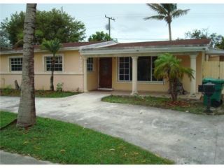 Foreclosed Home - 9210 SW 12TH ST, 33174