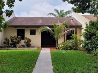 Foreclosed Home - 13764 SW 53RD TER, 33175
