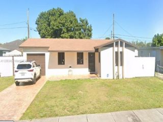 Foreclosed Home - 10461 SW 150TH TER, 33176