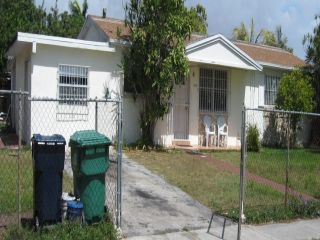 Foreclosed Home - 11821 SW 200TH ST, 33177