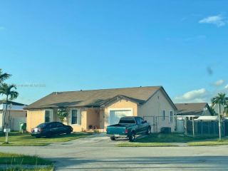 Foreclosed Home - 21019 SW 125TH COURT RD, 33177