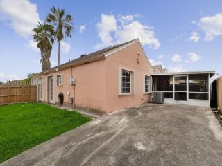 Foreclosed Home - 15360 SW 143RD AVE, 33177