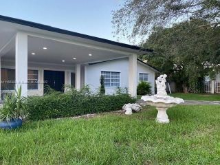 Foreclosed Home - 12541 SW 204TH ST, 33177