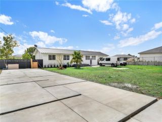 Foreclosed Home - 13280 SW 192ND ST, 33177