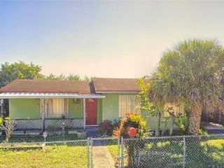 Foreclosed Home - 12030 SW 182ND TER, 33177