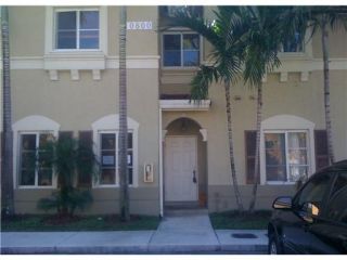 Foreclosed Home - 10800 NW 82ND TER UNIT 5, 33178
