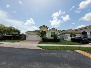 Foreclosed Home - 4636 NW 95TH AVE, 33178