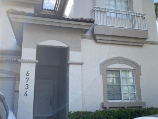 Foreclosed Home - 6734 NW 107TH PL, 33178