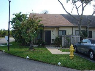 Foreclosed Home - 21118 NE 5TH PL, 33179