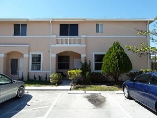 Foreclosed Home - 820 NE 212TH TER APT 6, 33179